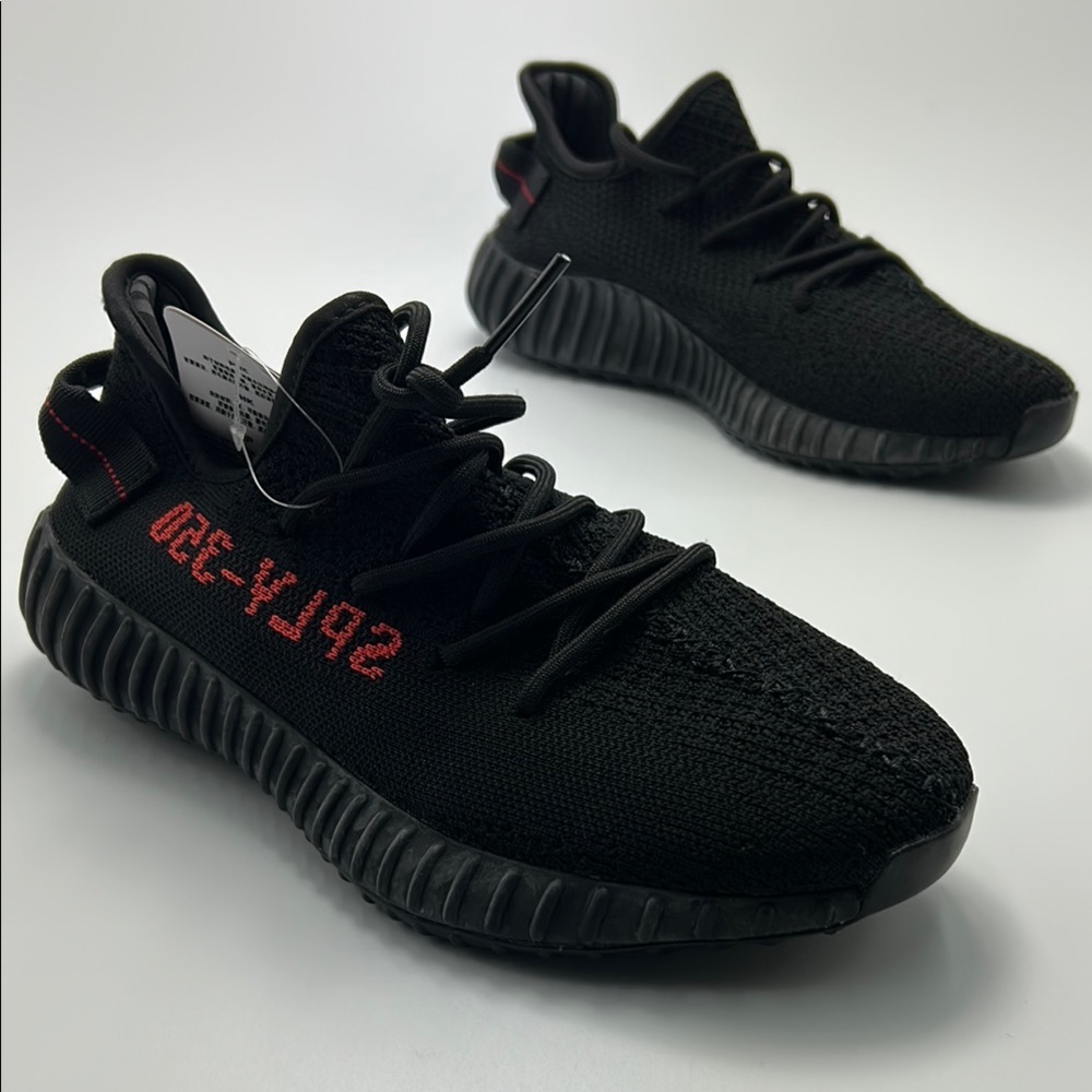 NWT Adidas Yeezy Boost 350 Women's 7 Black Lace Up Prime Knit Red Rubber Sole